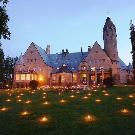 Castle Spa Wagenkuell Hotel Taagepera Buitenkant foto