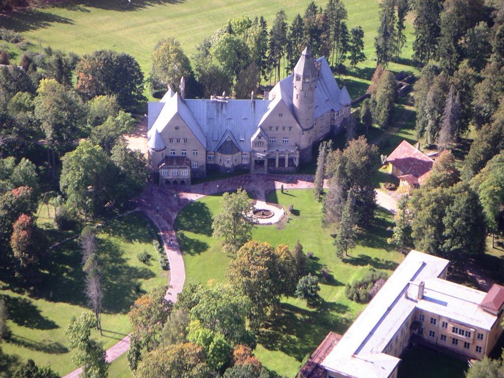 Castle Spa Wagenkuell Hotel Taagepera Buitenkant foto