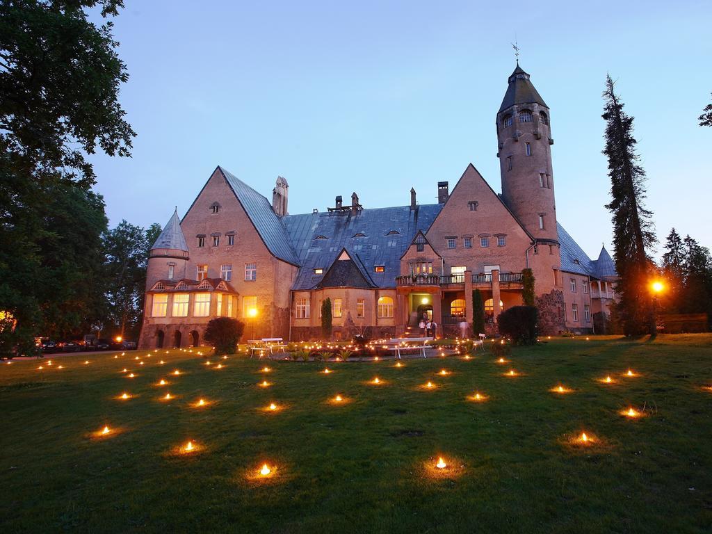 Castle Spa Wagenkuell Hotel Taagepera Buitenkant foto